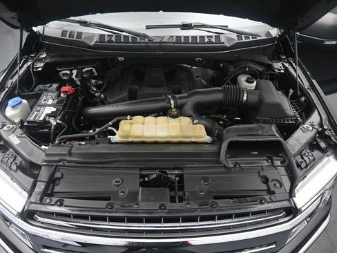 Used 2020 Ford F150 XLT w/ Equipment Group 302A Luxury AWD/4WD image 14