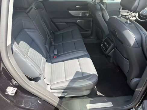 New 2026 Lincoln Nautilus Reserve AWD/4WD image 16