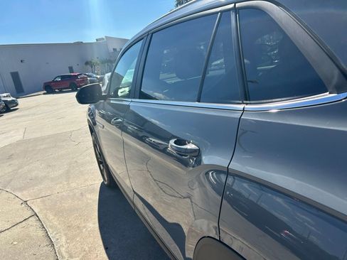 New 2026 Volkswagen Atlas Cross Sport SE image 28