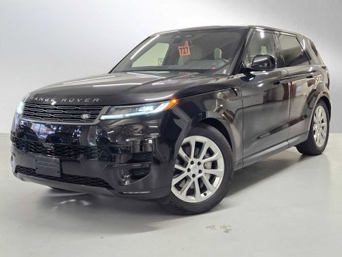 Used 2025 Land Rover Range Rover Sport SE AWD/4WD image 1