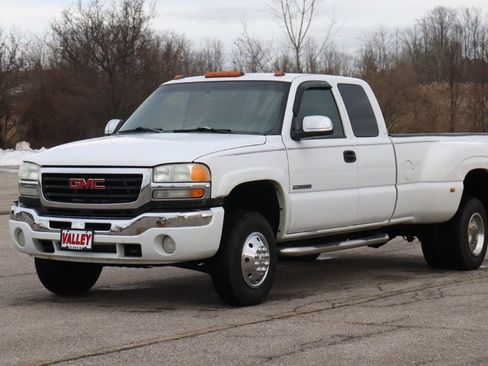 Used 2003 GMC Sierra 3500 SLE image 4