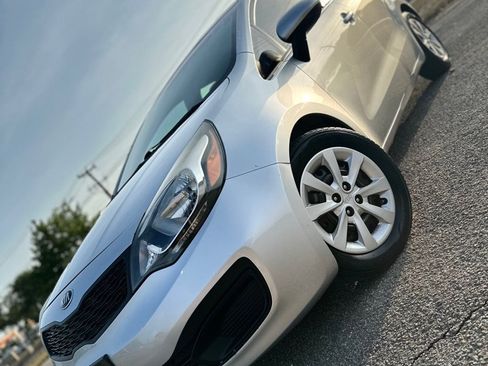 Used 2014 Kia Rio LX FWD image 1
