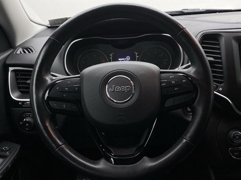 Used 2019 Jeep Cherokee Latitude Plus AWD/4WD image 8