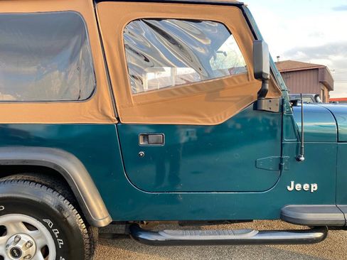 Used 1995 Jeep Wrangler Rio Grande image 37