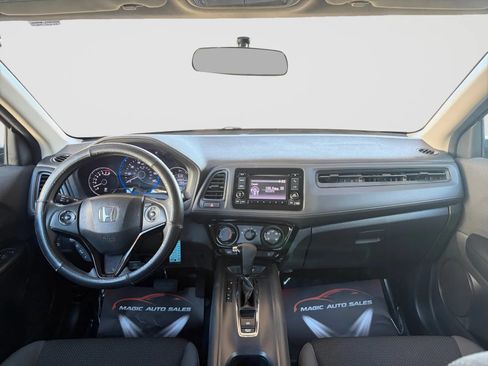 Used 2019 Honda HR-V LX image 22