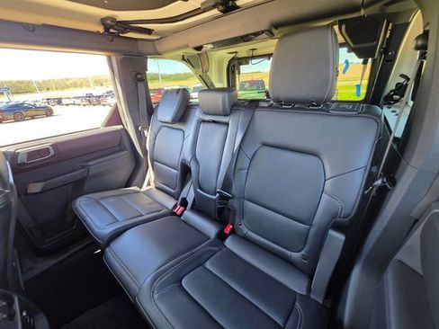 New 2026 Ford Bronco Badlands w/ Sasquatch Package AWD/4WD image 27