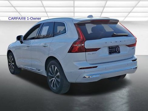 Certified 2023 Volvo XC60 B5 Plus w/ Climate Package image 5