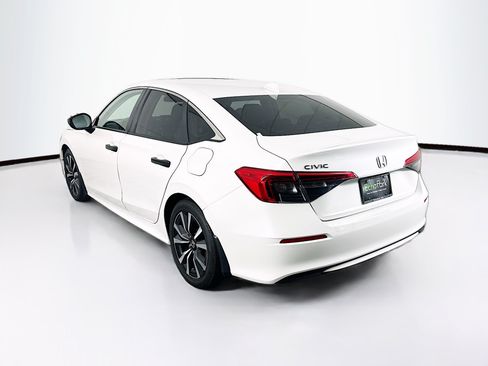 Used 2024 Honda Civic EX image 5