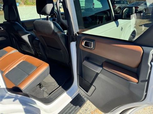 Used 2023 Ford Bronco Outer Banks image 42