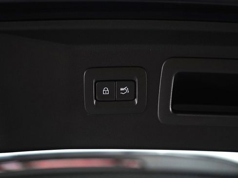 Certified 2025 MAZDA CX-90 Plug-In Hybrid w/Premium Sport image 19