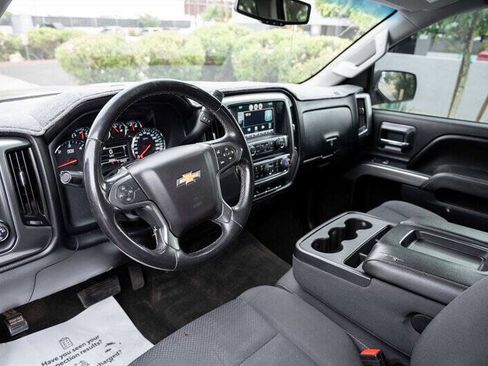 Used 2015 Chevrolet Silverado 1500 LT w/ LT Convenience Package RWD image 9