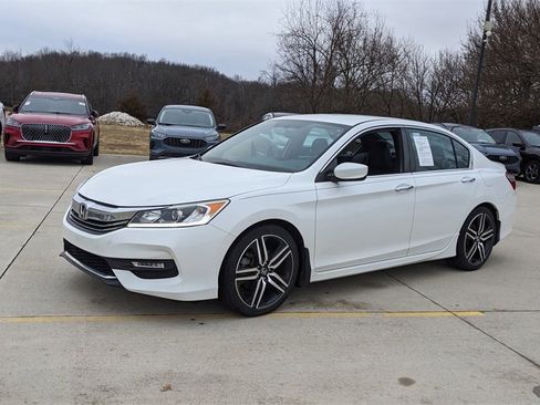 Used 2017 Honda Accord Sport Special Edition image 7
