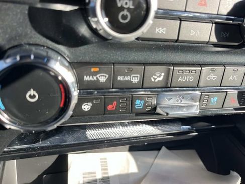 New 2025 Ford F150 Platinum w/ Equipment Group 702A High image 31