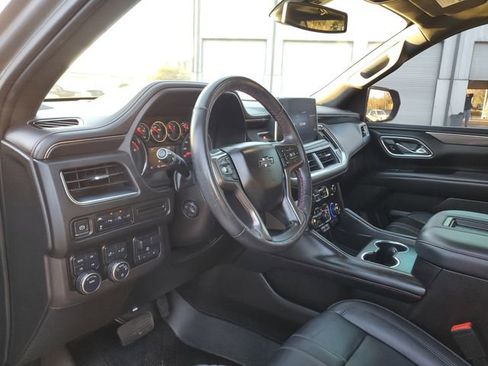 Used 2021 Chevrolet Suburban RST w/ Luxury Package image 19