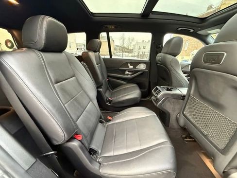 Used 2020 Mercedes-Benz GLS 450 4MATIC image 29