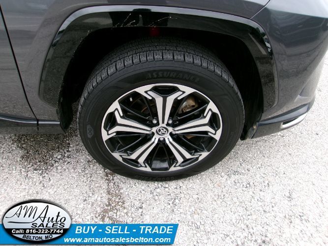 Used 2023 Toyota RAV4 XSE AWD/4WD image 20