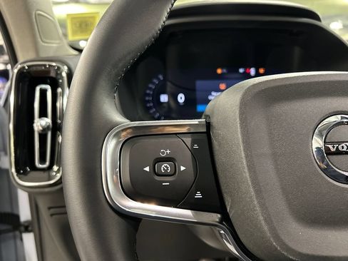 Certified 2026 Volvo XC40 B5 Plus AWD/4WD image 13