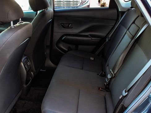 Used 2025 Hyundai Kona SEL image 33