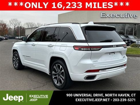 Certified 2022 Jeep Grand Cherokee Overland image 4