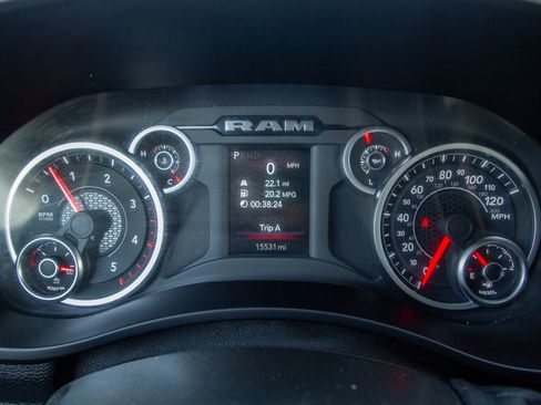 Used 2025 RAM 2500 Big Horn AWD/4WD image 19