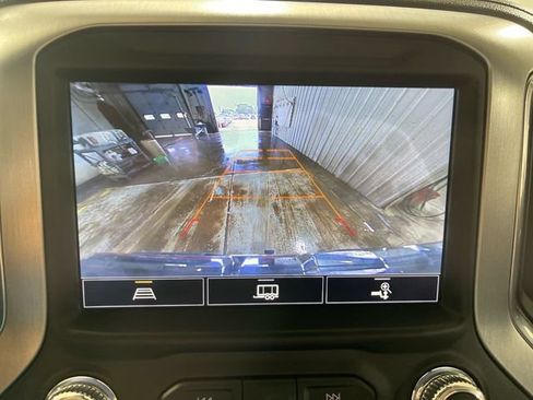 Used 2021 GMC Sierra 1500 SLT AWD/4WD image 17