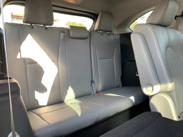 Used 2023 Toyota Highlander XLE FWD image 37