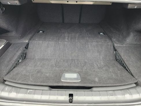 Used 2018 BMW 530e image 33