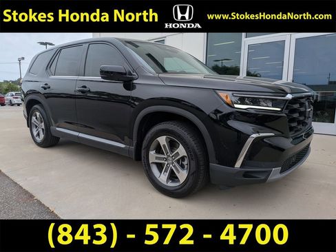Certified 2025 Honda Pilot EX-L image 2