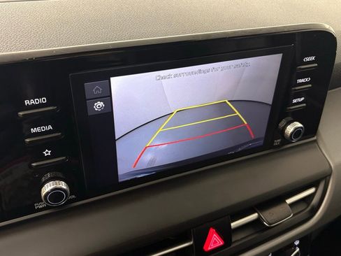 New 2026 Kia Seltos LX FWD image 24