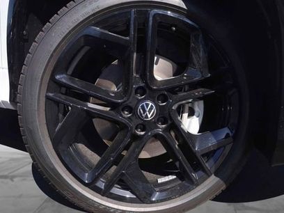 New 2026 Volkswagen Tiguan SE R-Line