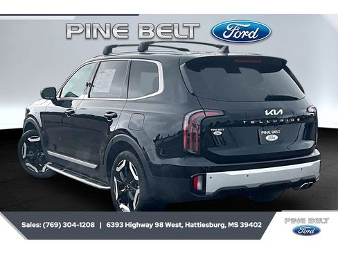 Used 2024 Kia Telluride EX FWD image 2