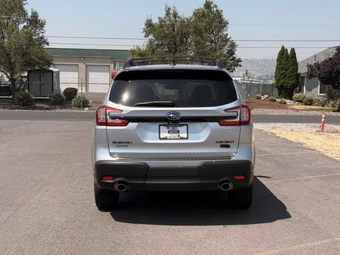 Used 2025 Subaru Ascent Bronze Edition AWD/4WD image 5