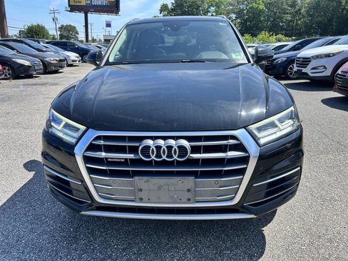 Used 2018 Audi Q5 2.0T Premium Plus w/ Premium Plus Package AWD/4WD image 2