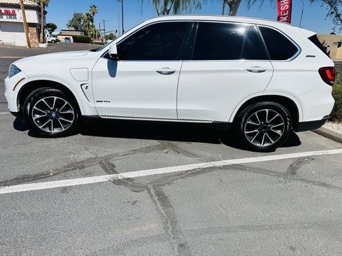 Used 2017 BMW X5 xDrive40e image 6