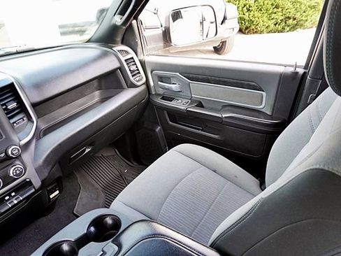 Certified 2022 RAM 2500 Big Horn w/ Cold Weather Group image 23