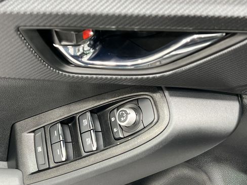 Certified 2025 Subaru Crosstrek 2.5i Limited w/ Crosstrek Mirror Package image 13