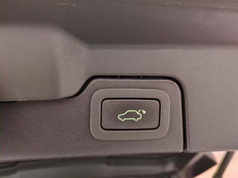 Used 2014 Land Rover Range Rover Evoque Pure Premium image 14