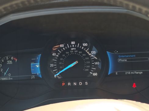 Used 2022 Ford Edge Titanium AWD/4WD image 12