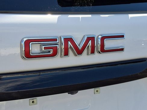 Used 2023 GMC Terrain SLE w/ Driver Convenience Package AWD/4WD image 32