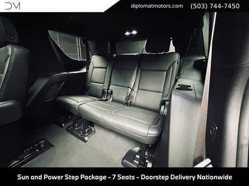 Used 2026 GMC Yukon Denali w/ Sun & Power Step Package AWD/4WD image 28