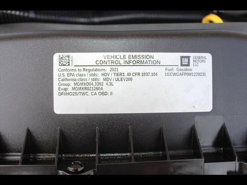 Used 2021 Chevrolet Express 2500 w/ Driver Convenience Package RWD image 29