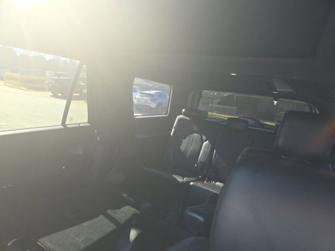 Used 2018 Ford Expedition Limited w/ Equipment Group 302A image 19