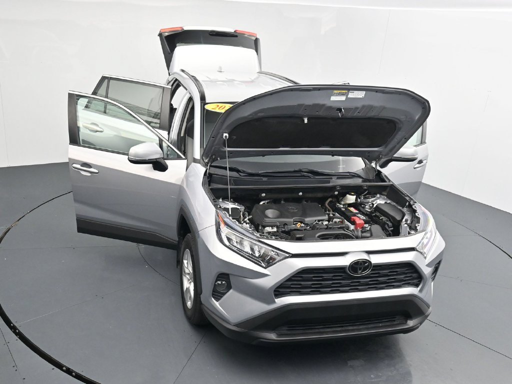 Used 2021 Toyota RAV4 XLE AWD/4WD image 43
