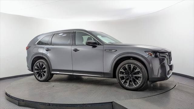 Used 2024 MAZDA CX-90 Plug-In Hybrid w/ Premium Pkg AWD/4WD image 11