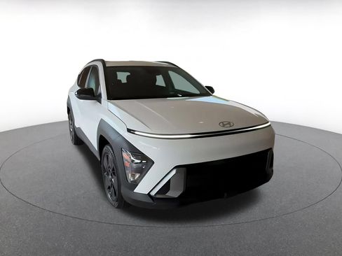 Used 2026 Hyundai Kona SEL Sport FWD image 3