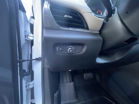 Certified 2023 Chevrolet Traverse LS w/ Safety Package image 17