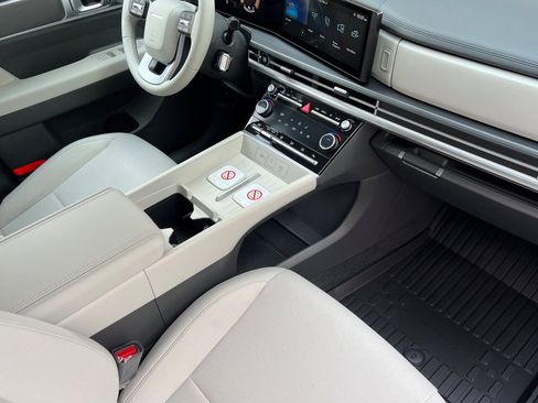 New 2026 Hyundai Santa Fe SE image 19