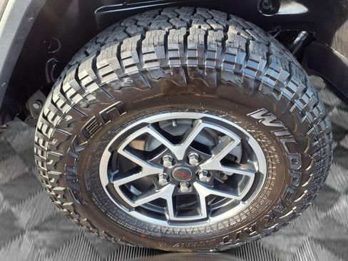 Certified 2020 Jeep Wrangler Unlimited Sahara image 19