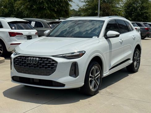 New 2025 Audi Q5 2.0T Premium image 9