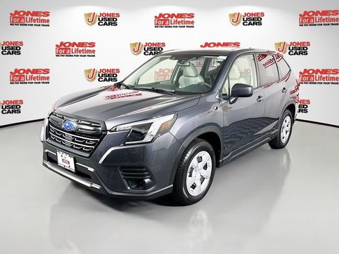 Certified 2023 Subaru Forester AWD/4WD image 11
